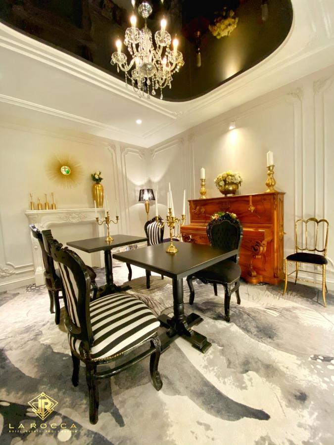 La Rocca Boutique Hotel Craiova Kültér fotó