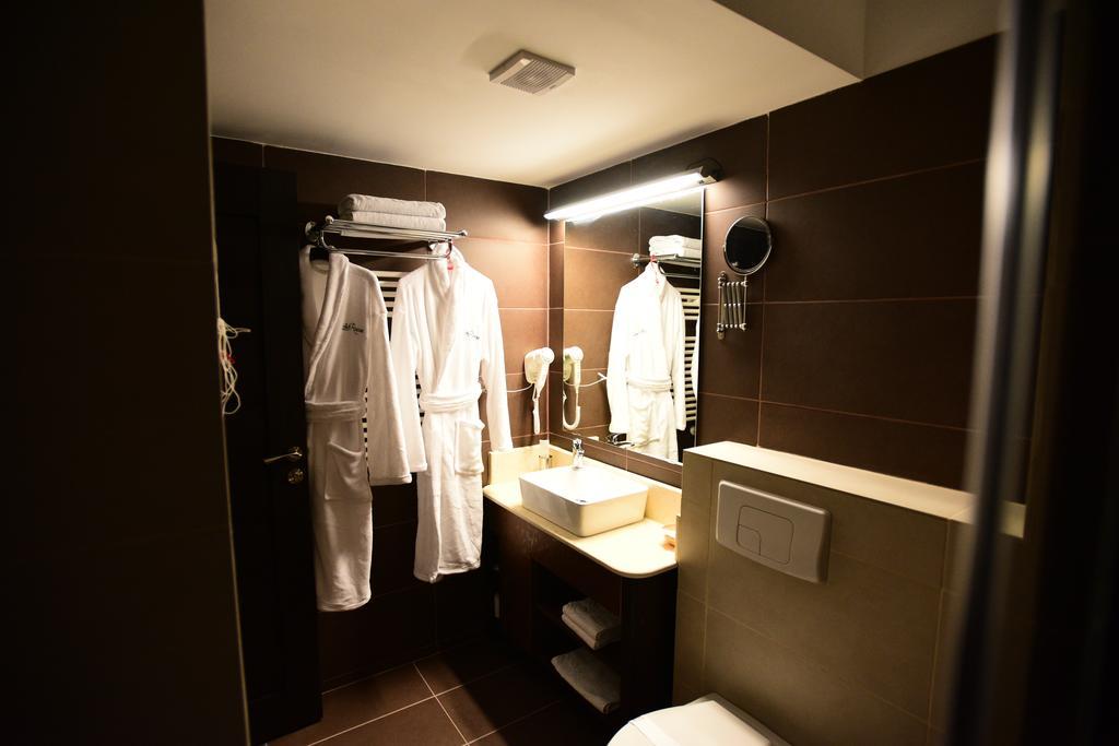 La Rocca Boutique Hotel Craiova Kültér fotó