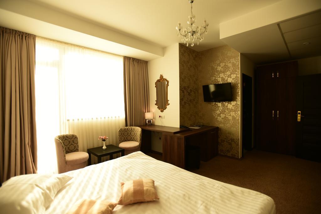 La Rocca Boutique Hotel Craiova Szoba fotó