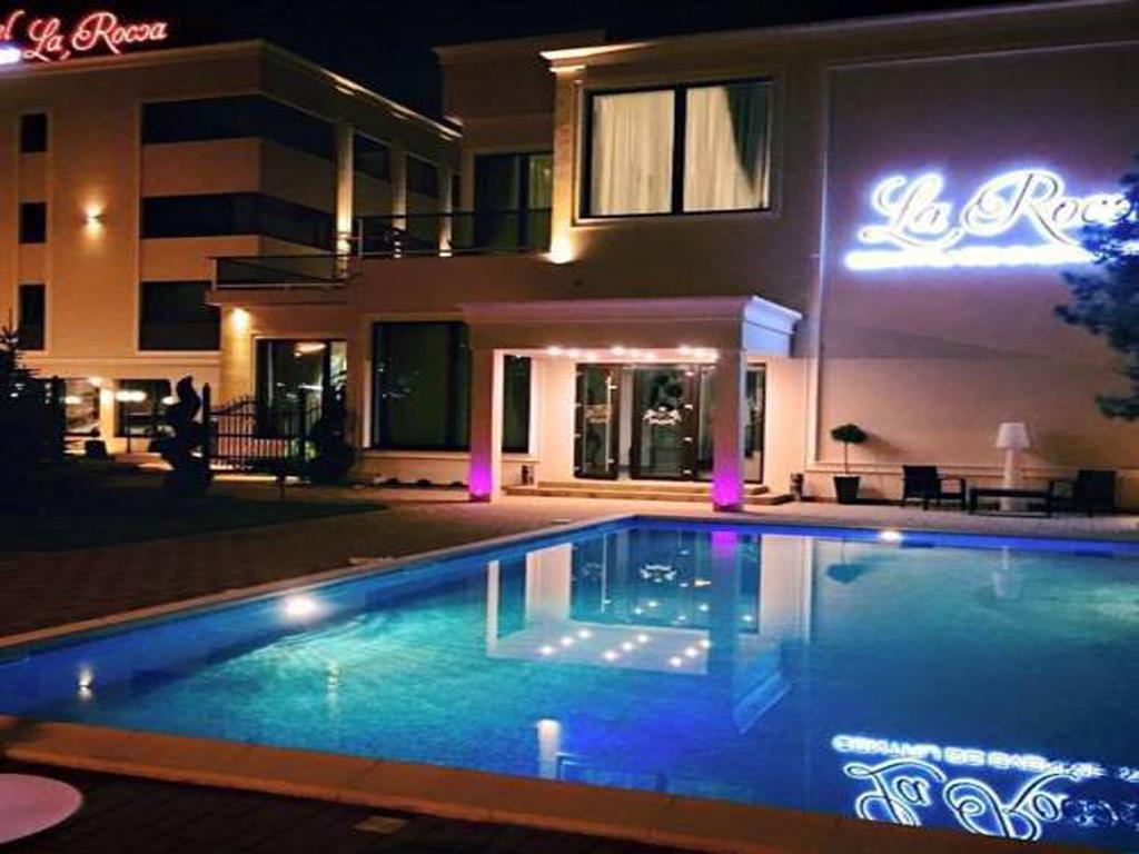 La Rocca Boutique Hotel Craiova Kültér fotó